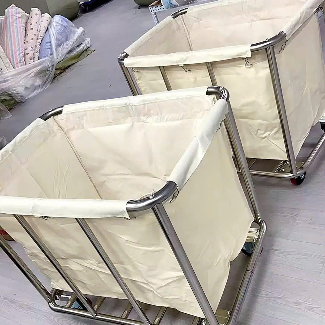 Xe để đồ dơ khách sạn hình chữ nhật - xe dọn buồng phòng khách sạn