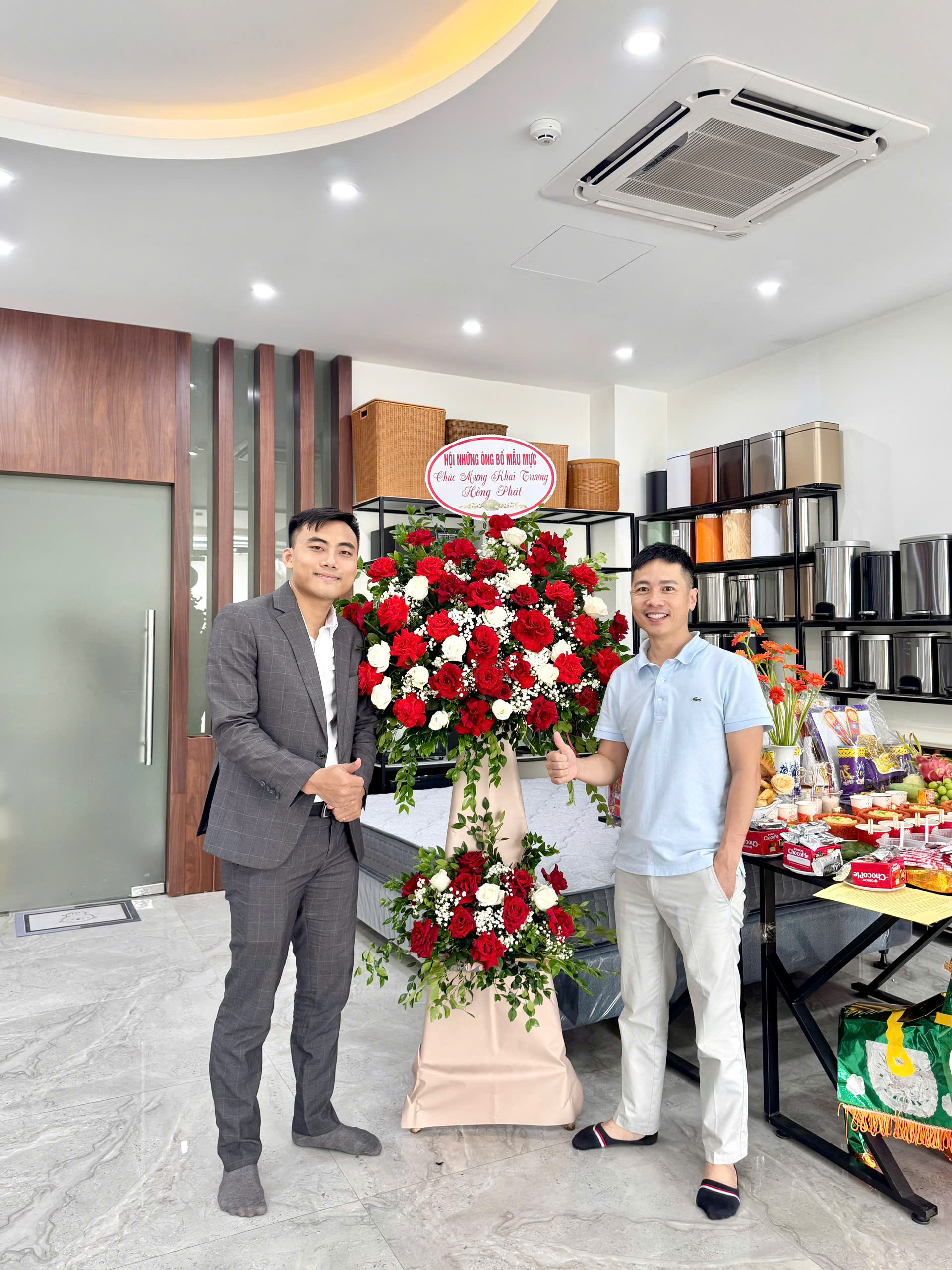 Khai trương văn phòng mới chi nhánh Hà Nội, tại 100 Hồng Đô.